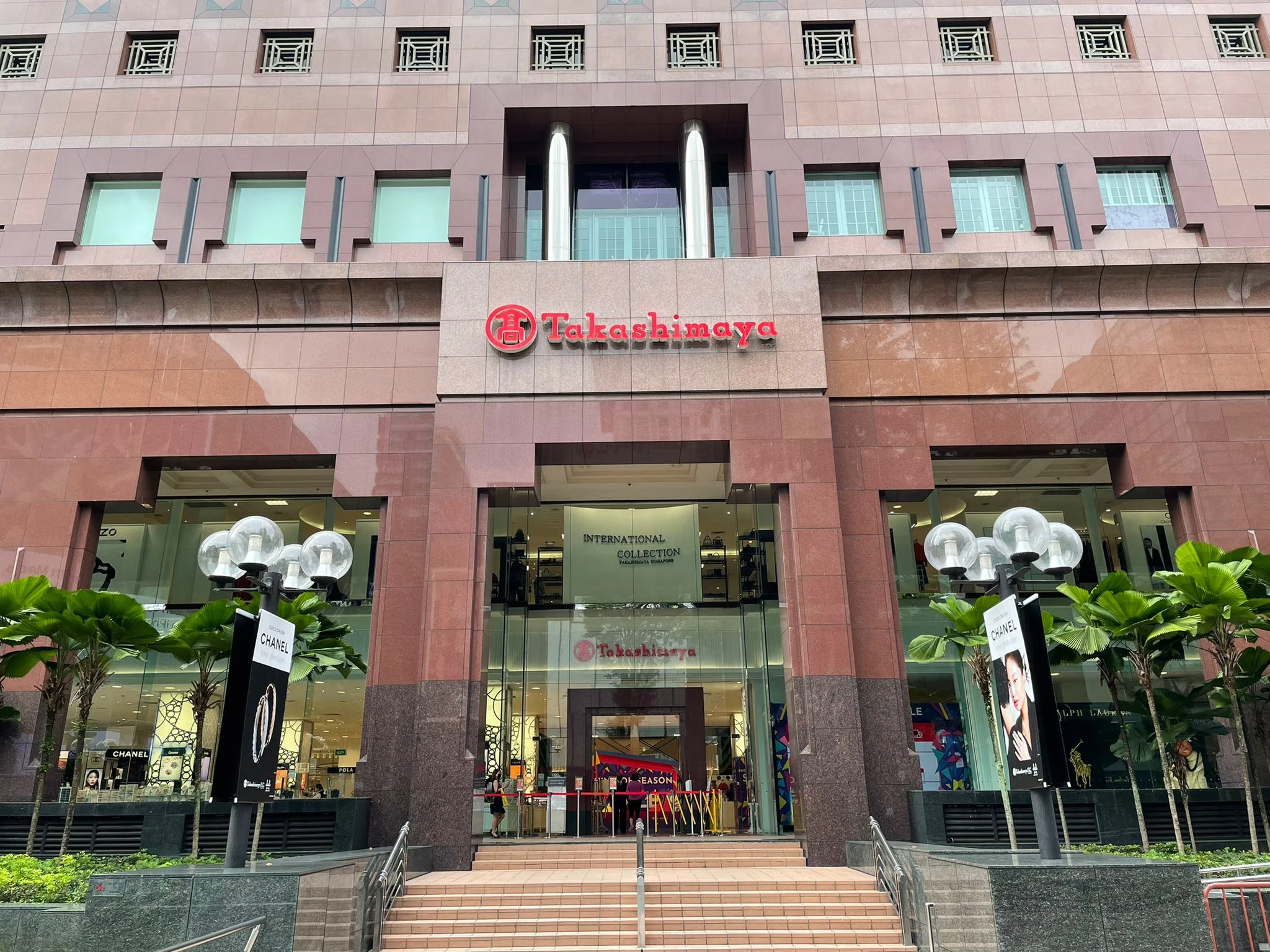 Takashimaya